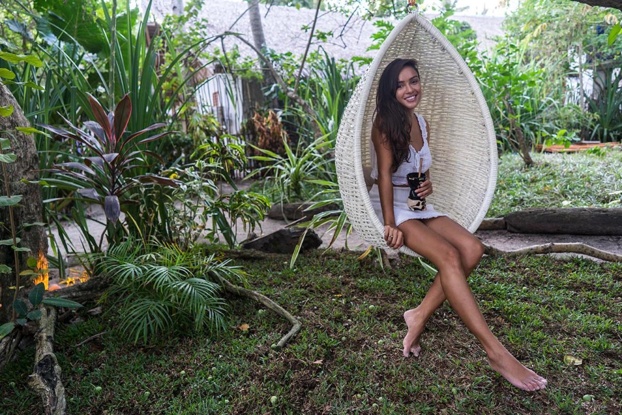White Banana Beach Club General Luna  Esterno foto